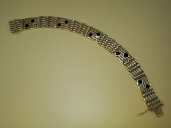 Gold Art Deco Bracelet with Onyx Stones