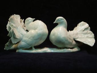 Rosenthal 40s Porcelain Sculpture of a Couple of Pigeons
