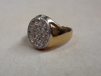 טבעת אדוארדית בזהב 18 קאראט זוהרת עם יהלומים נוצצים